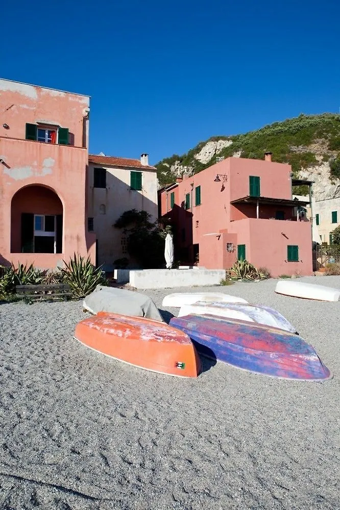 Hotel Al Saraceno Varigotti 5*,